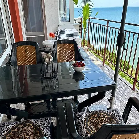Sea Paradise 2-room Seafront In Sveti Vlas Διαμέρισμα *