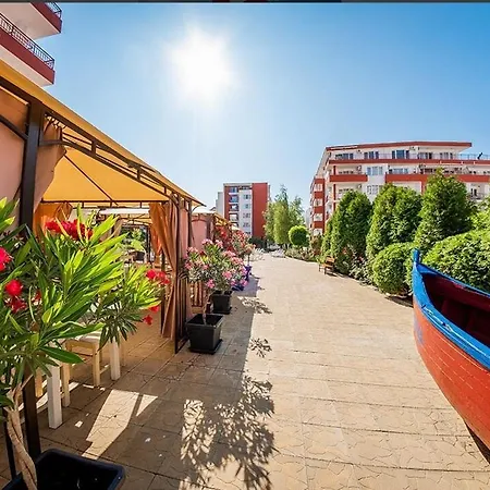 Sea Paradise 2-room Seafront In Sveti Vlas 아파트