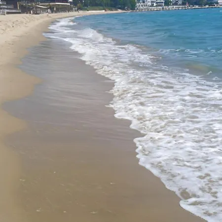 Sea Paradise 2-room Seafront In Sveti Vlas 아파트